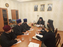 Епископ Уральский и Атырауский Вианор провел рабочее совещание с клириками Успенского кафедрального собора