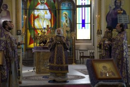 В субботу первой седмицы Великого поста за Божественной литургией верующие причастились Святых Христовых Тайн