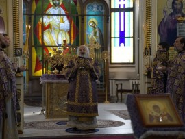 В субботу первой седмицы Великого поста за Божественной литургией верующие причастились Святых Христовых Тайн
