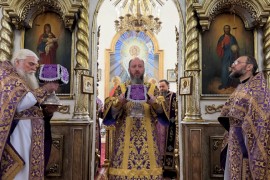 Архиепископ Амфилохий совершил Божественную Литургию Преждеосвященных Даров в Воскресенском кафедральном соборе города Семипалатинска