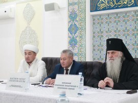 Высокопреосвященнейший Варсонофий, архиепископ Кокшетауский и Акмолинский принял участие в заседании Собрания руководителей религиозных объединений «ЫНТЫМАК»