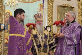 Неделя третья Великого поста, Крестопоклонная. Архиерейское служение в главном храме Чимкентской епархии