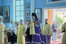 Престольный праздник Никольского храма г. Сарыагаш. Архиерейское служение