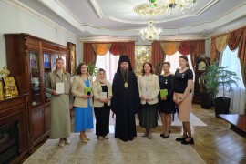 Епископ Вианор вручил церковные награды сотрудникам Уральского епархиального управления