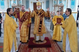 Епископ Игнатий совершил Литургию воскресного дня в Никольском кафедральном соборе Актюбинска