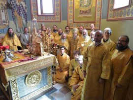 В Алмате молитвенно отметили престольный праздник Владимирского храма