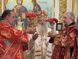 Архиерейское служение в Неделю 10-ю по Пятидесятнице. Память великомученика и целителя Пантелеимона