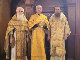 Предпразднство Изнесения Честны́х Древ Животворящего Креста Господня