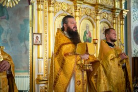 В кафедральном соборе Рудного совершены Божественная литургия и молебен о сохранении творения Божия