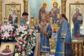 В праздник Покрова Божией Матери епископ Чимкентский и Туркестанский Хрисанф совершил Божественную Литургию в Свято-Никольском кафедральном соборе г. Шымкент