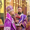 В неделю 2-ю Великого поста епископ Каскеленский Геннадий возглавил служение Божественной Литургии в Вознесенском соборе г. Алматы