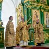 Богослужение в день всех святых в земле Русской просиявших