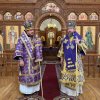Архиепископ Усть-Каменогорский и Семипалатинский Амфилохий и епископ Колпашевский и Стрежевской Филарет совершили Божественную Литургию в Андреевском кафедральном соборе города Усть-Каменогорска
