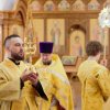 Божественная Литургия в Неделю 2-ю по Пятидесятнице, всех русских святых