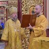 В воскресный день управляющий делами Митрополичьего округа совершил Литургию в главном храме Южной столицы