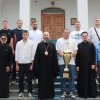 Архиепископ Амфилохий встретился со сборной епархии – победителями Международного чемпионата по волейболу, приуроченного к 25-летию обретения святых мощей преподобномучеников Серафима и Феогноста Алматинских