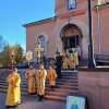 25 октября в честь памяти Святителя Николая, митрополита Алматинского и Казахстанского в Свято-Никольском кафедральном соборе города Актобе отметили престольный праздник.